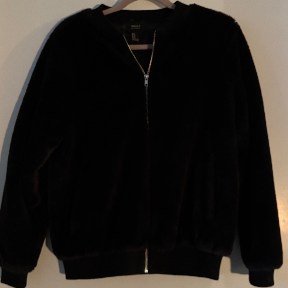 fuzzy black bomber jacket